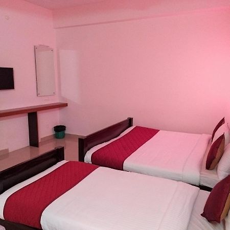 Hotel Naadi Stayinn By Abedrooms Thanjavur ภายนอก รูปภาพ